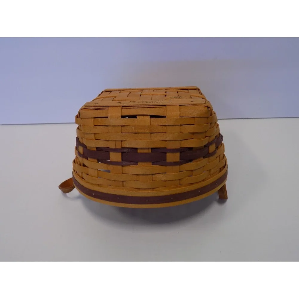 May Series Petunia Basket w/ Plastic Protector 1997 Longaberger - Purple Slats